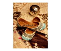 Experience Pervading Charm of Traditional Indian Jutti Artisanship